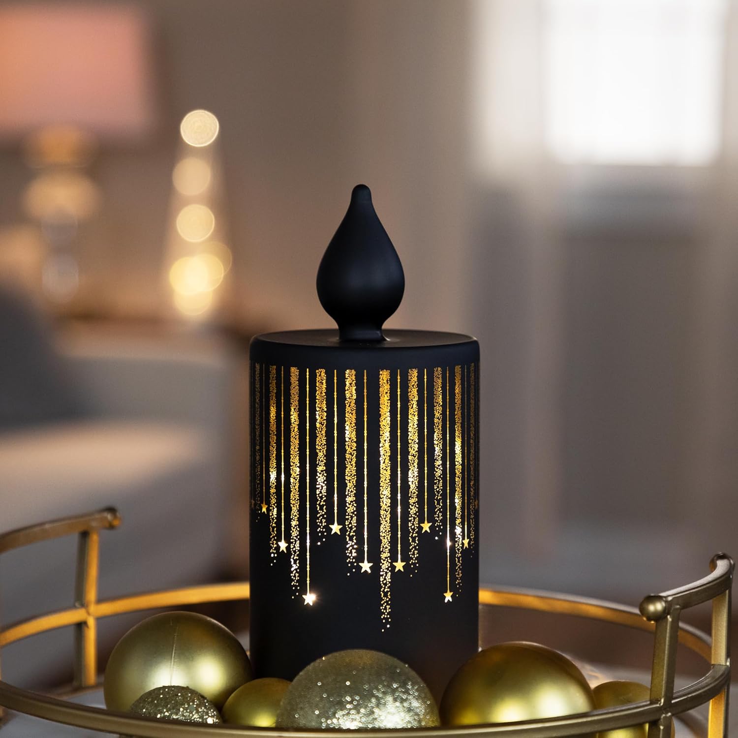 Surprise Delight Your Guests with Specialty Christmas Candle