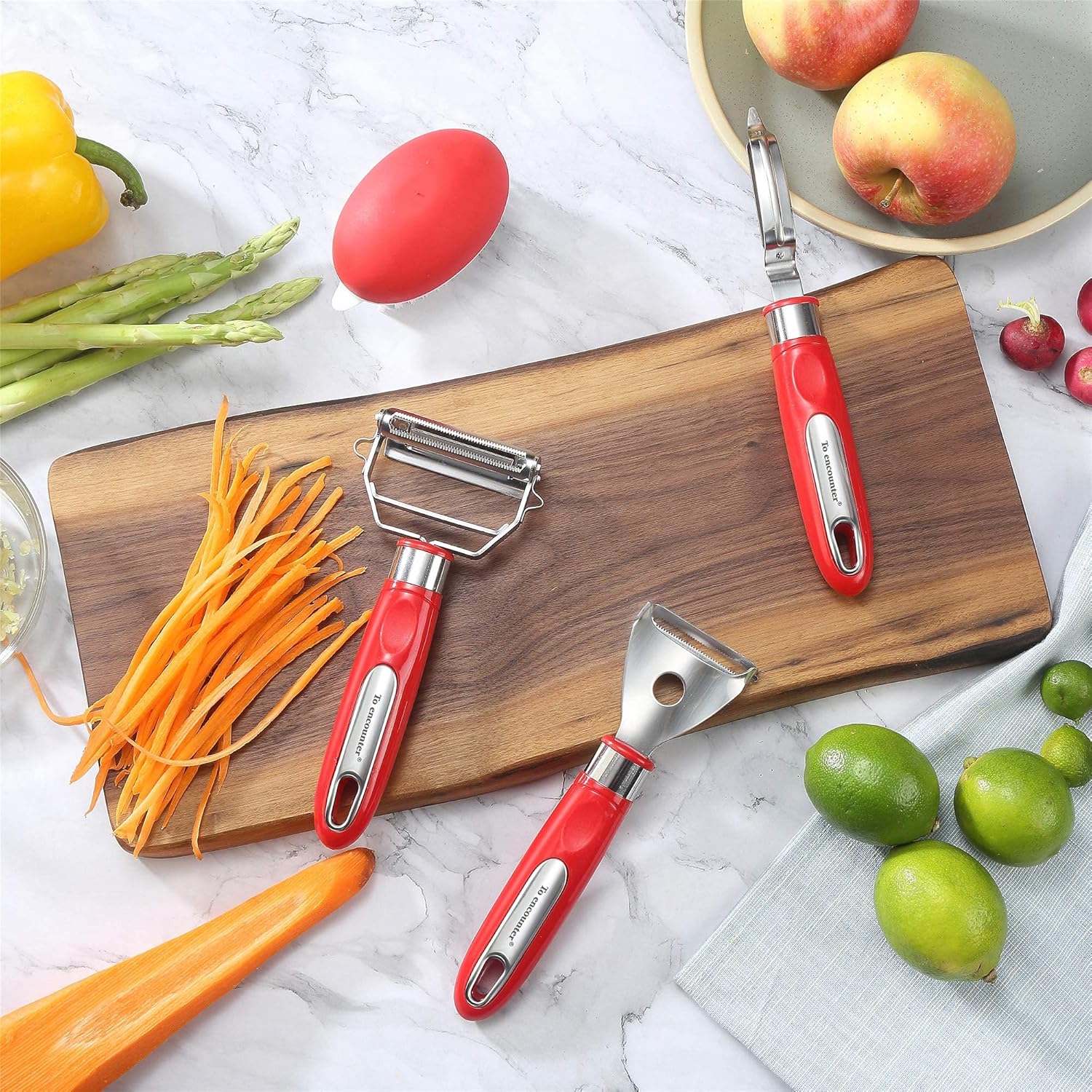 Ergonomic Vegetable Peeler Set